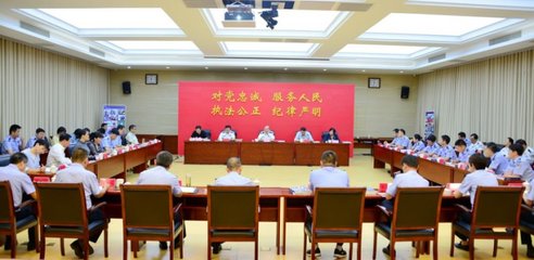 讴歌平凡英雄 凝聚奋进力量——省公安厅召开《警营之花》《警营利剑》系列报告文学创作座谈会